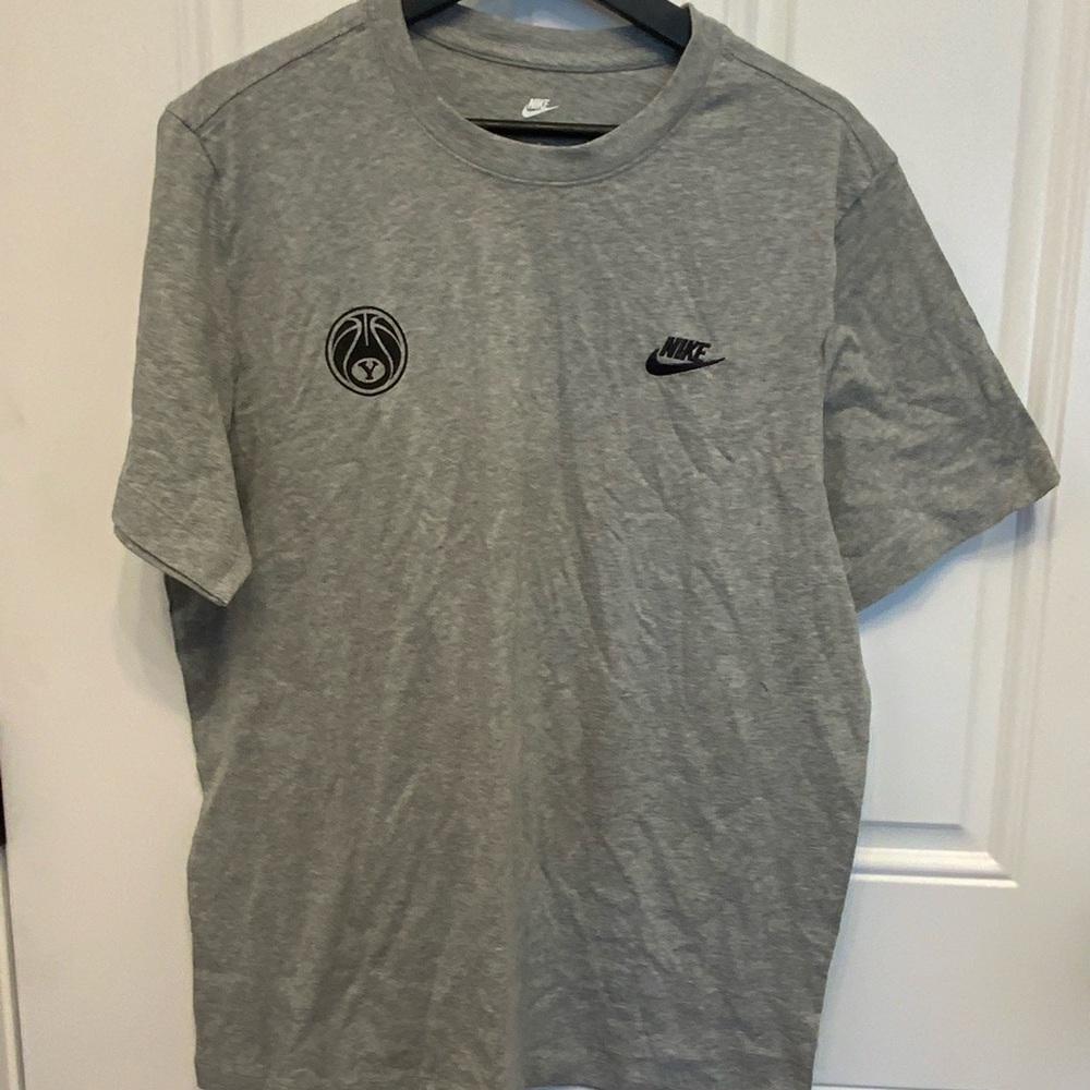 Nike Heather Gray Men's Short Sleeve Tee - Yale Bulldogs